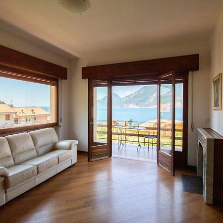 Villa Diana - Terrazza Sul Lago Assenza di Brenzone Exterior foto