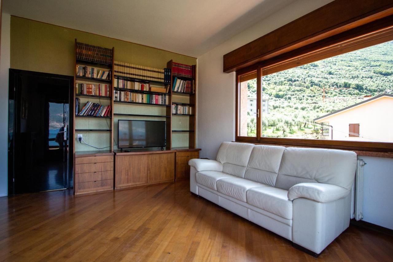 Villa Diana - Terrazza Sul Lago Assenza di Brenzone Exterior foto